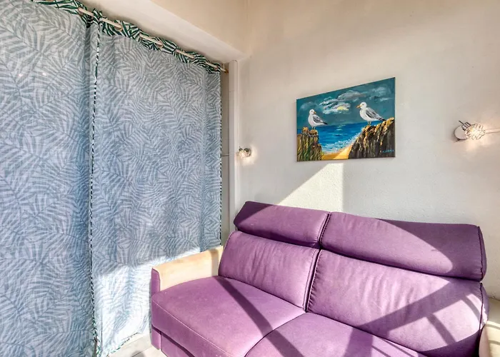 Sur Le Port דירה